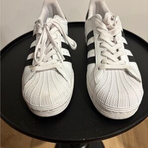 Adidas Superstar Sneakers